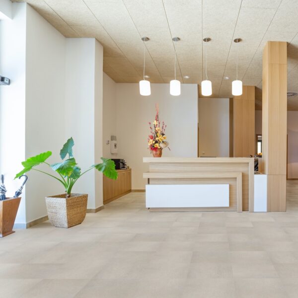Reception,Area,With,Wooden,Reception,Table